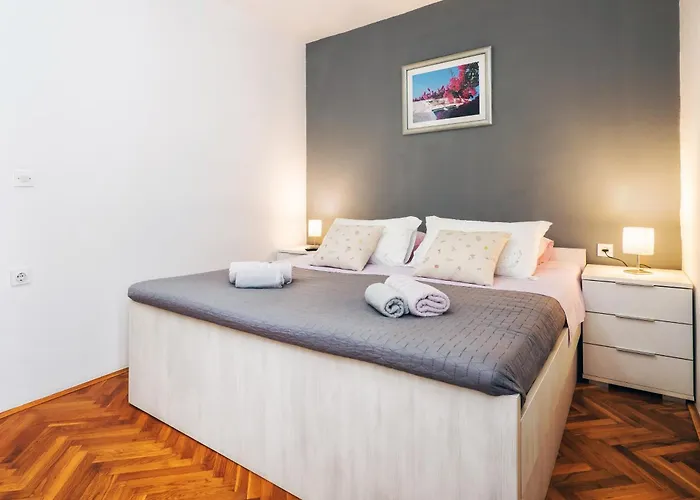 Splitstay & Quiet - 5 Min To Riva Appartement