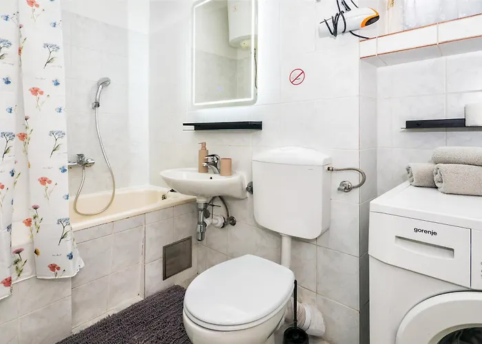 Appartement Splitstay & Quiet - 5 Min To Riva Split