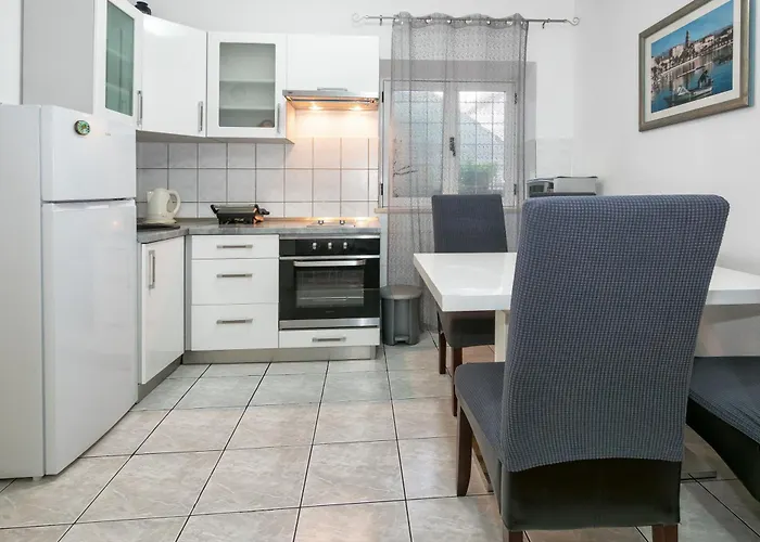 Splitstay & Quiet - 5 Min To Riva Split