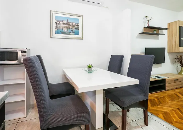 Splitstay & Quiet - 5 Min To Riva * Split