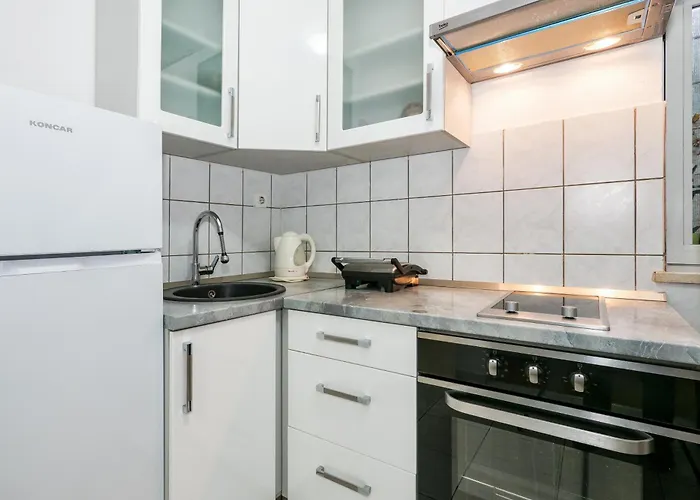 Splitstay & Quiet - 5 Min To Riva Appartement *