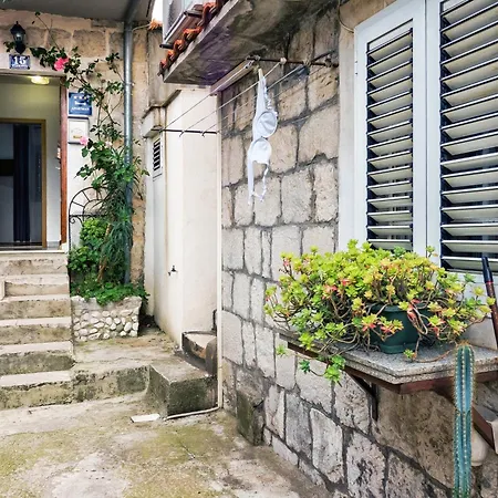 'radunica' - Local Home, Near Riva & Market